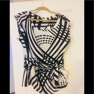 Black and whites NY and Co top